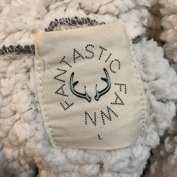 Vici Collection oversized sherpa pullover - Picture 15 of 16